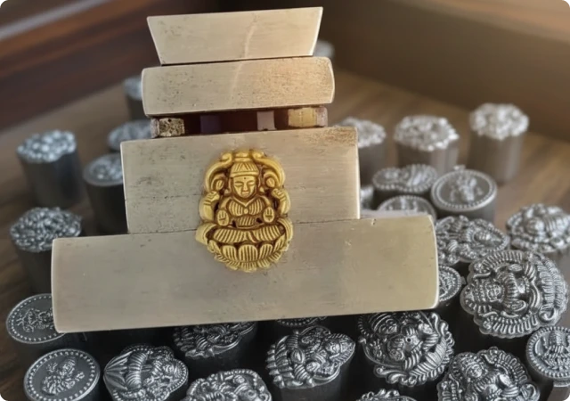 lakshmi dies manufacturer